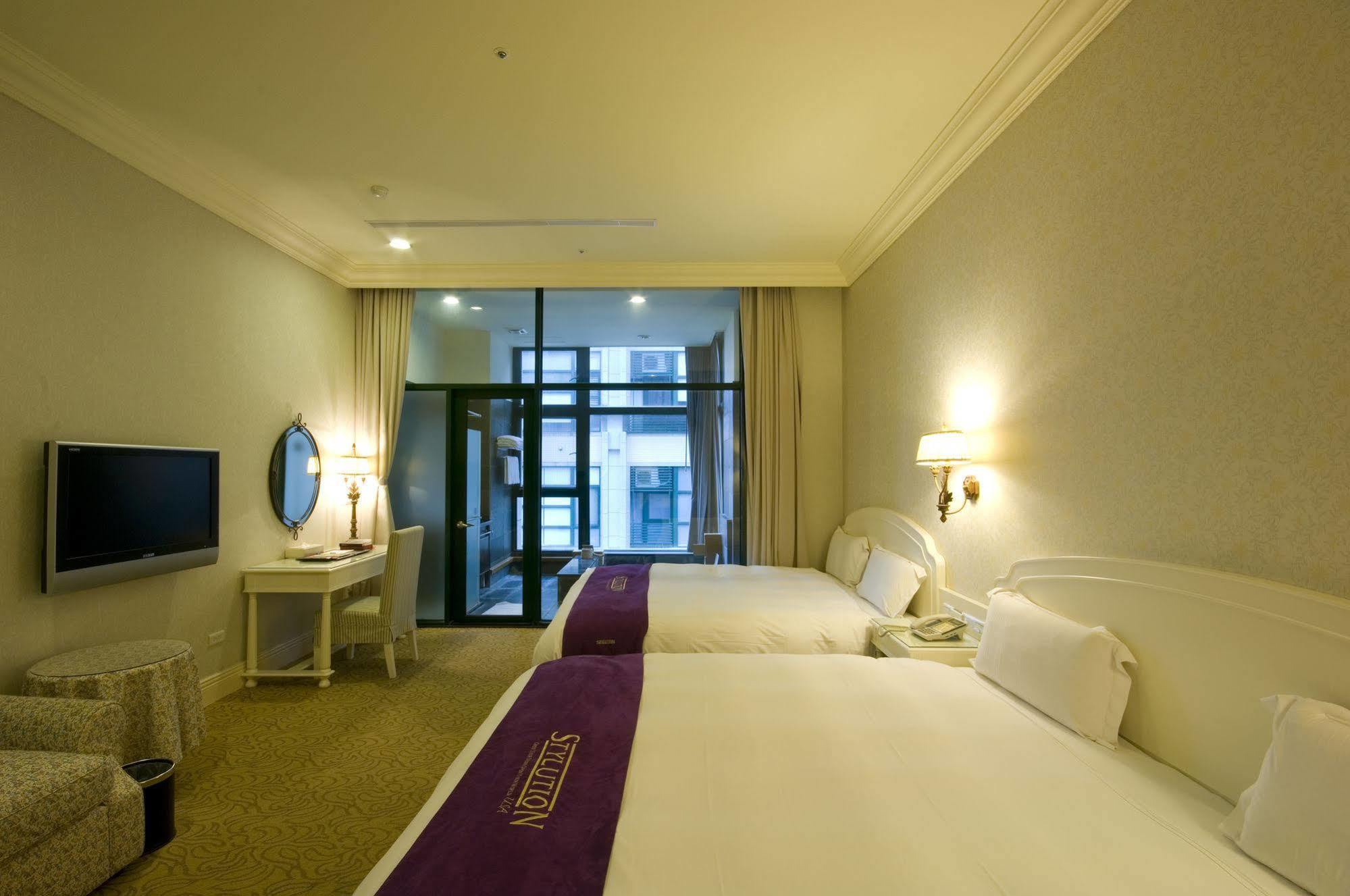 Muen Hot Spring Hotel Цзяосі Екстер'єр фото